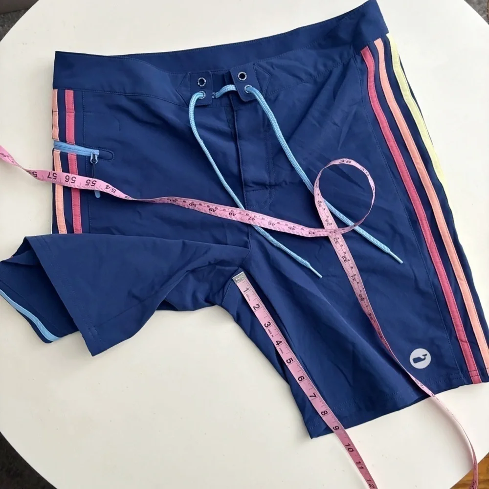 Vineyard Vines Men’s 9” Striped Board Shorts Size 30 Blue Swim Unlined